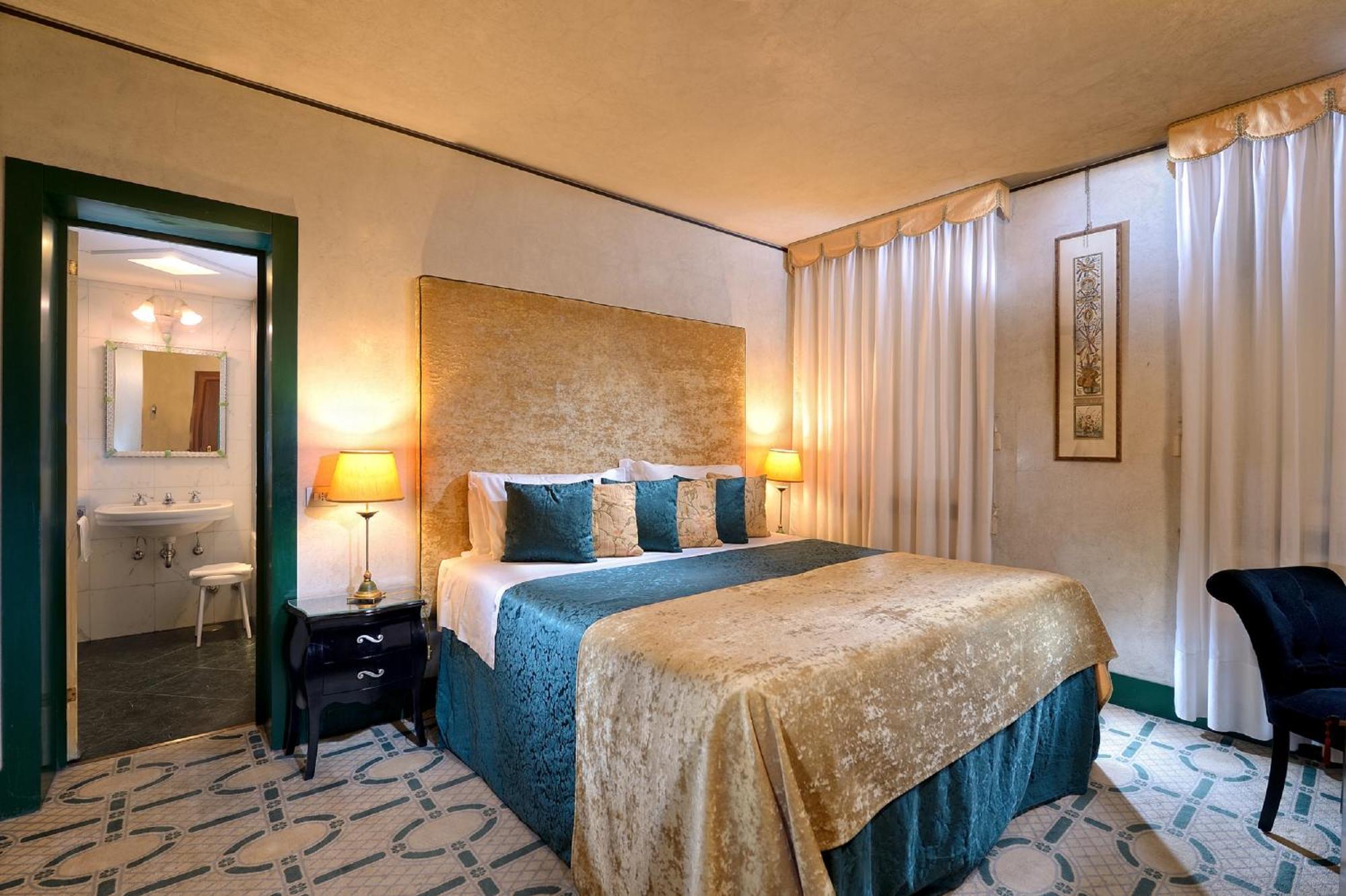 Double or Twin Room,110274891:JPEG