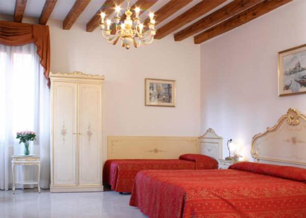 Triple Room with Bathroom,964223203:JPEG