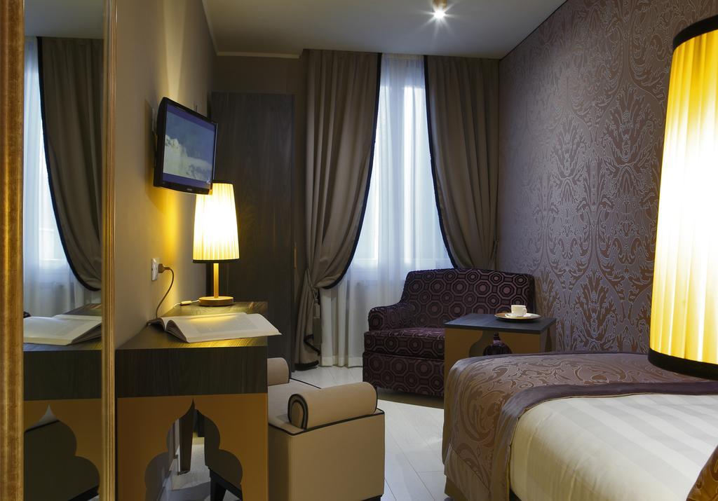 Single Room,1215995149:JPEG