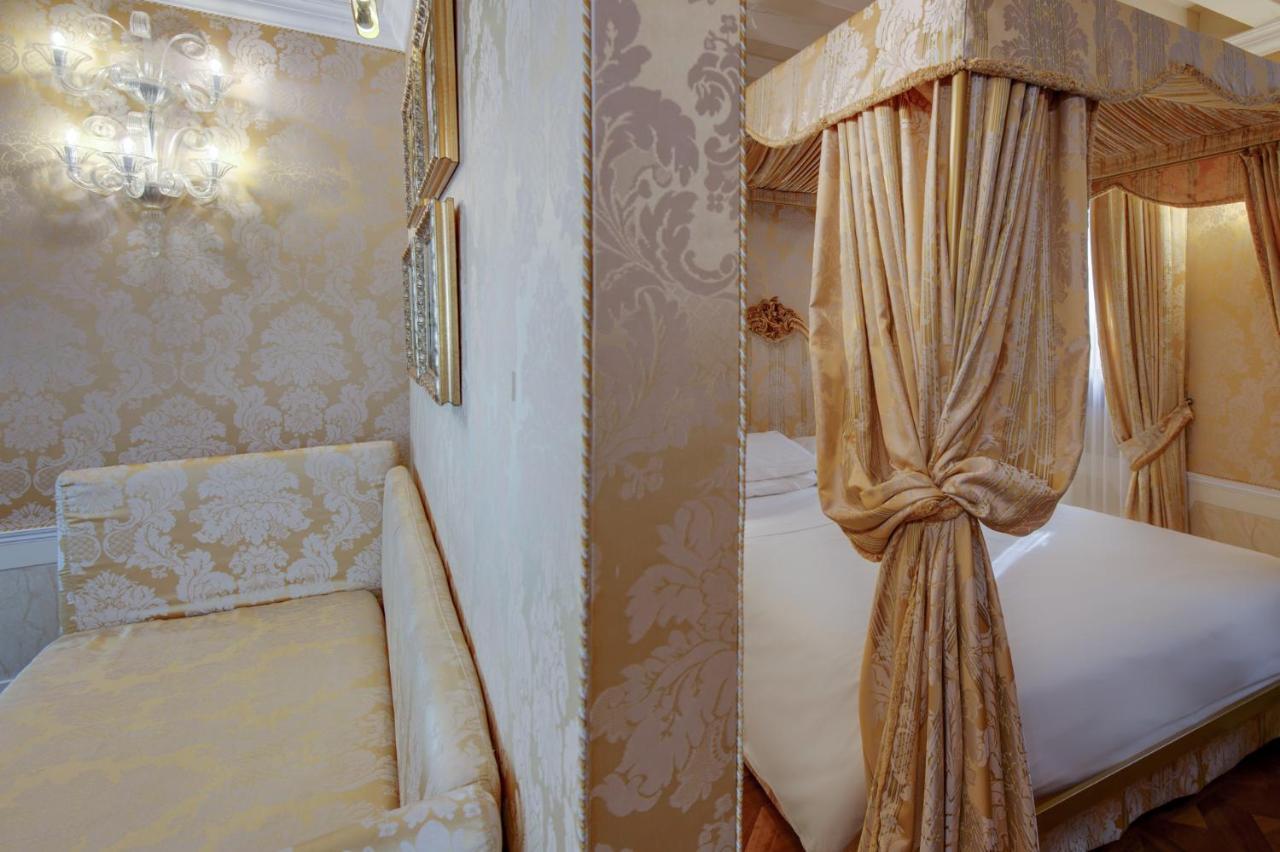 Junior Suite,1546357885:JPEG
