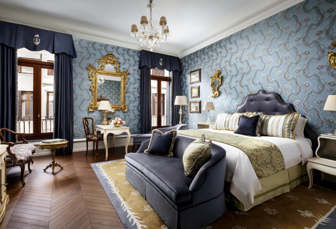 Giglio Prestige Larger Guest room SMaria DGiglio view 1 King or 2 Twin or Single Beds,1706664391:JPEG