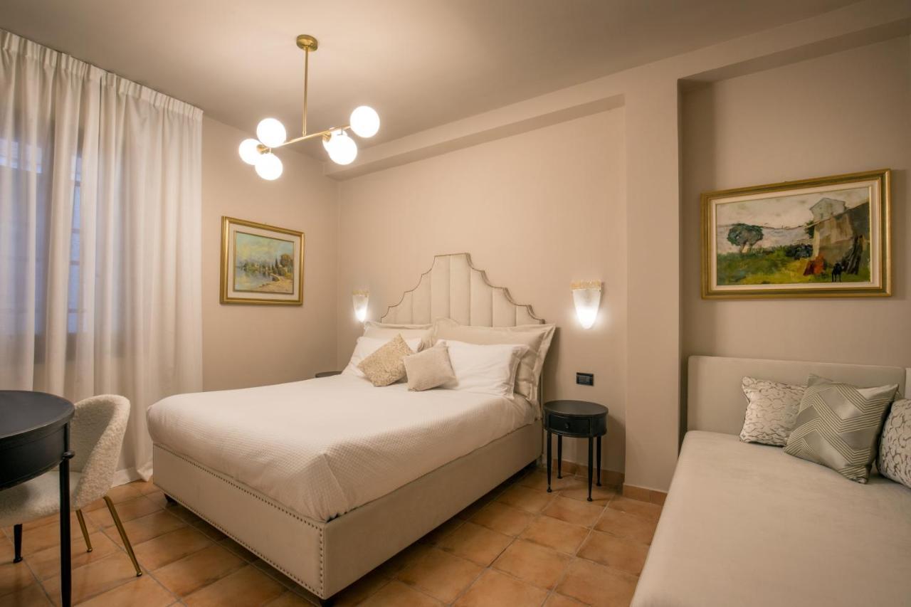 Camera Matrimoniale con Letto Supplementare