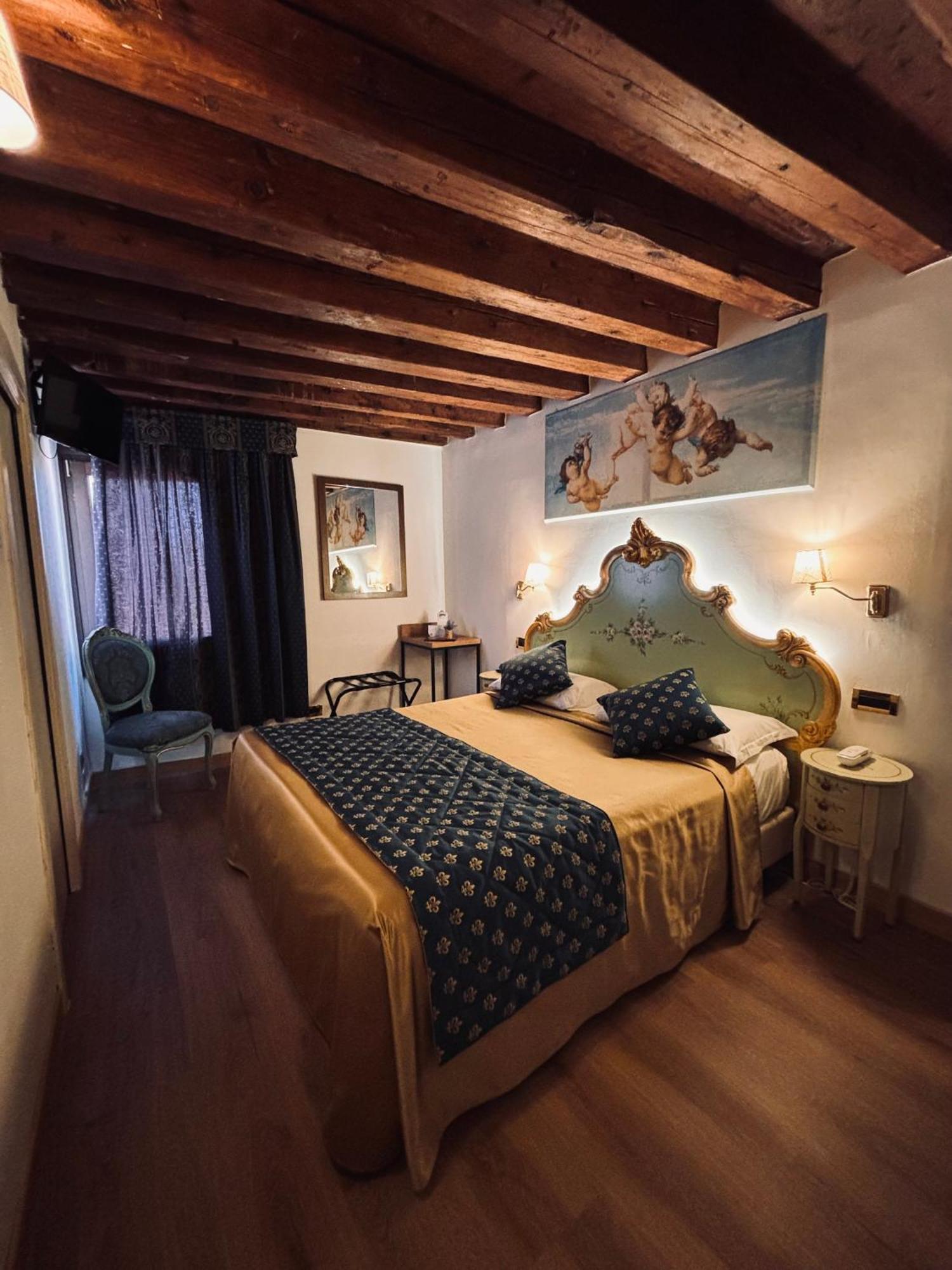 Classic Double or Twin Room