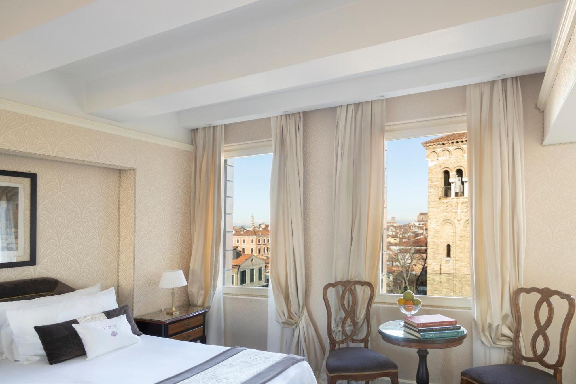 Classic Double or Twin Room City View