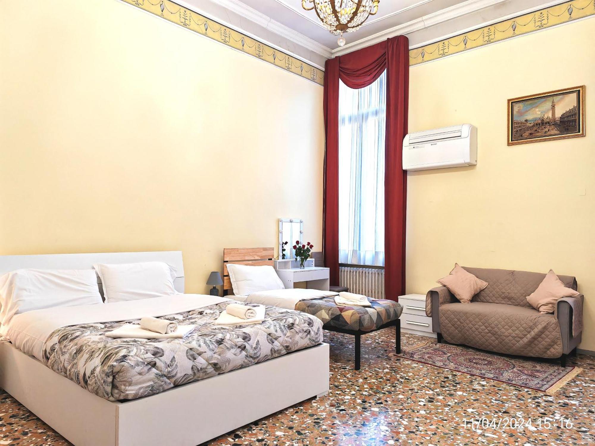 Quadruple Room with Private Bathroom,1645761129:JPEG