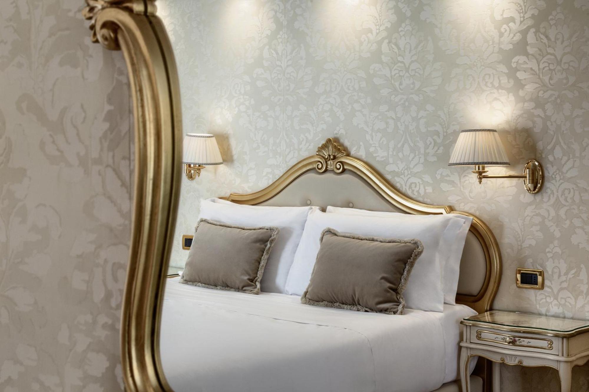 Classic Queen Room