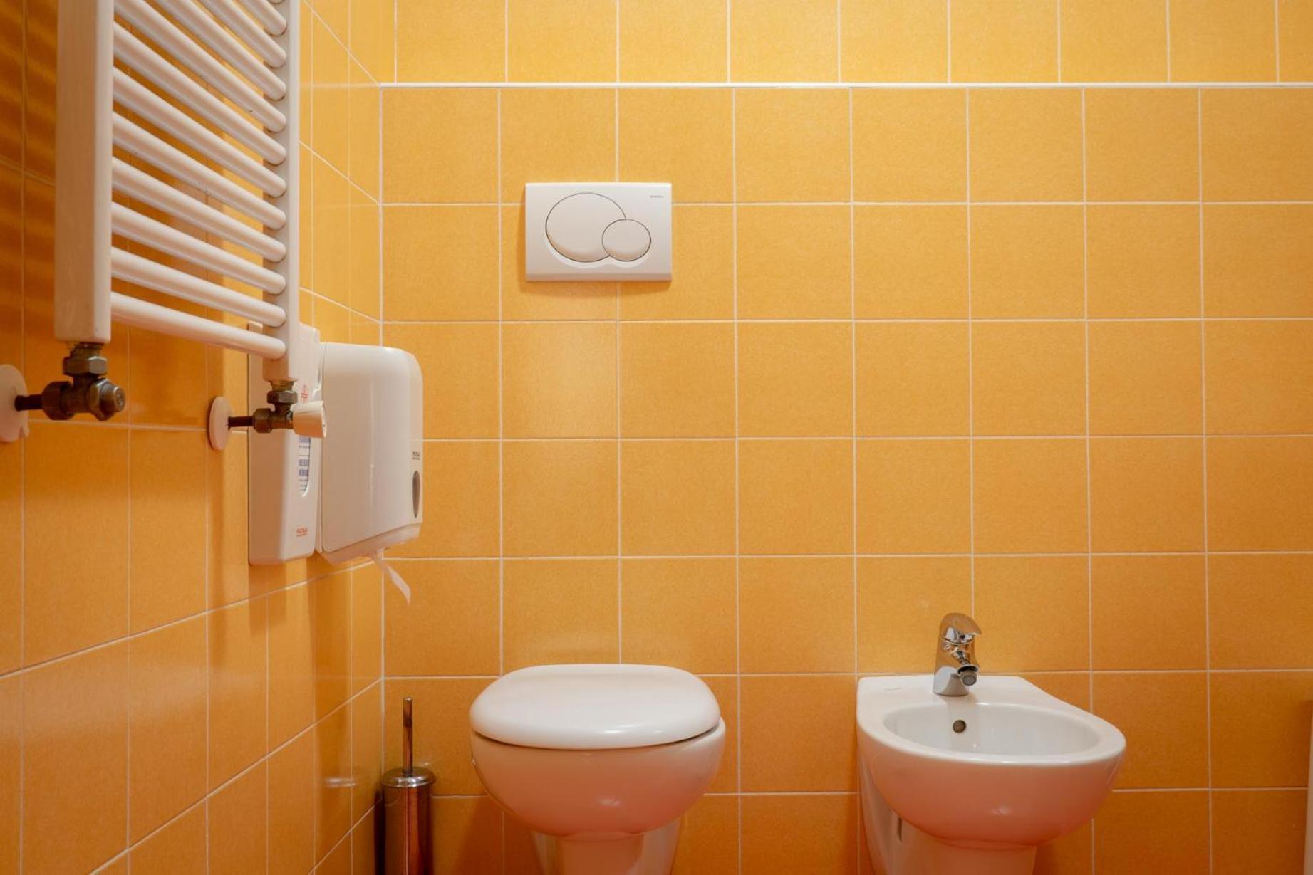 Triple Room with Private External Bathroom,1765900220:JPEG