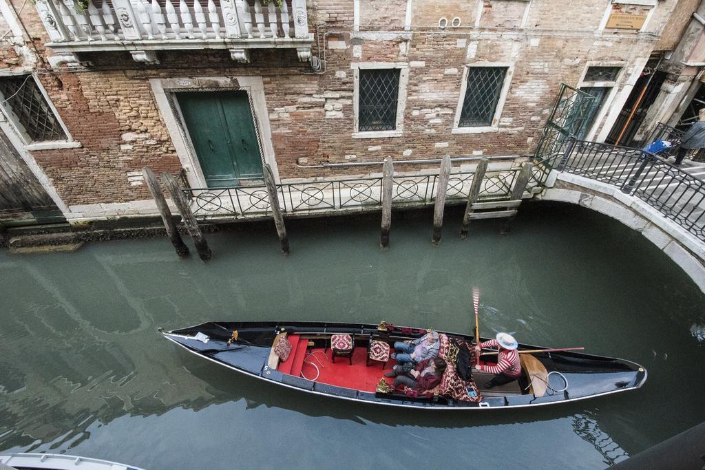 Appartamento con 2 Camere da Letto e Vista Canale - Fondamenta Tetta