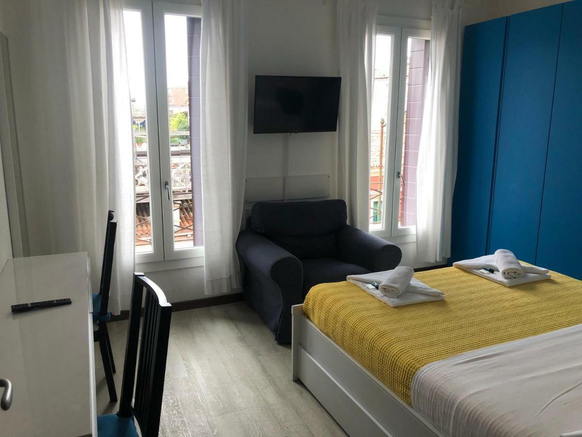 Standard Double Room,790227897:JPEG