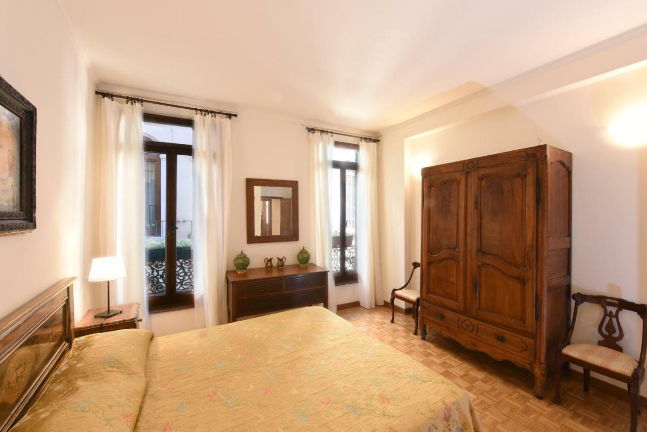 Deluxe Double Room,854892320:JPEG