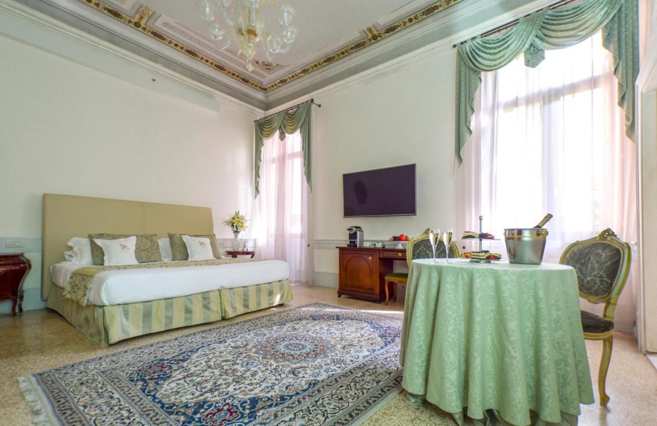 Junior Suite,965338783:JPEG