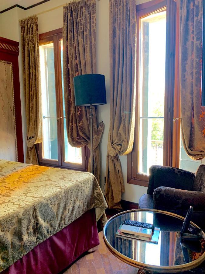 Single Room Canal View