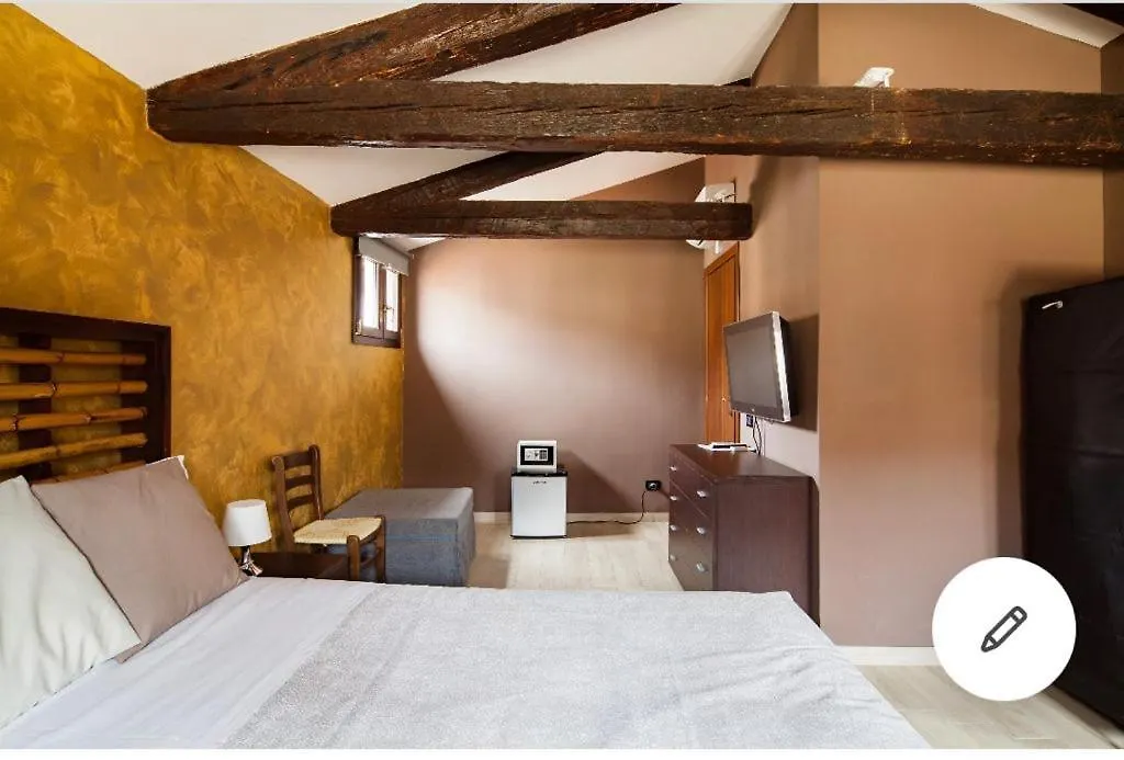 Blu Suite-1