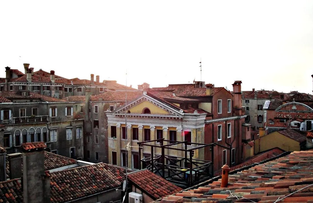 Venice Apartments-1