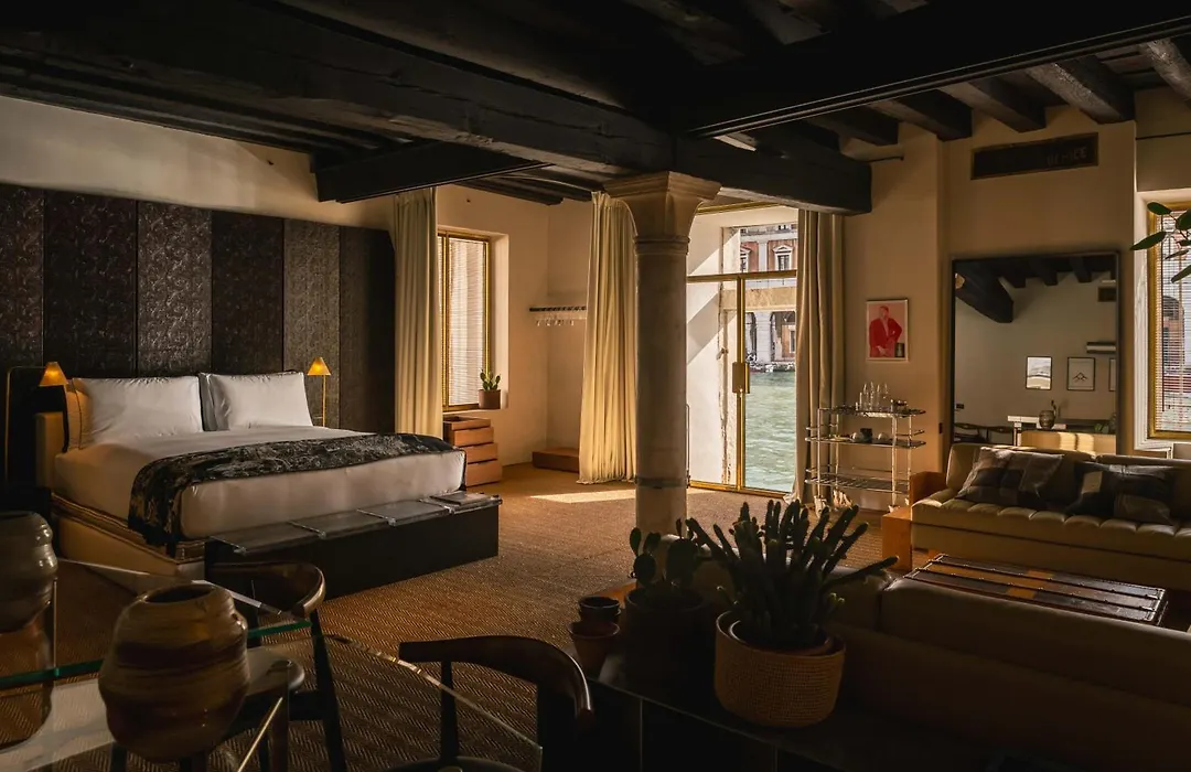 The Venice Venice Hotel-1