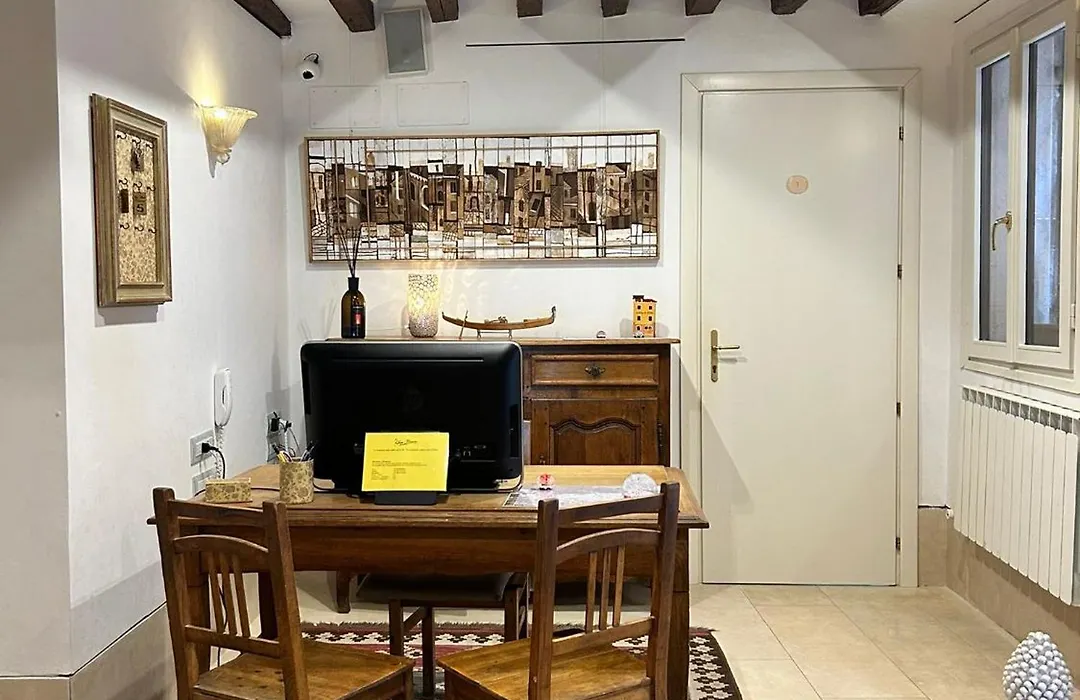 Ca' San Trovaso - 6 Rooms-1