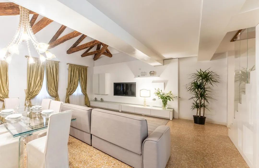 San Teodoro Palace - Luxury Apartments-1