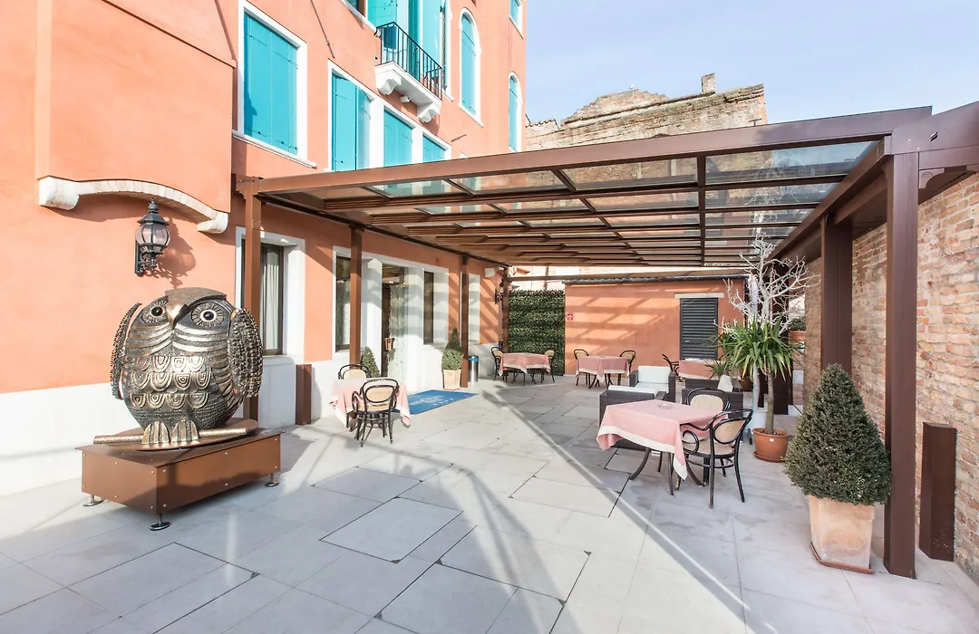 Hotel Santa Chiara-1