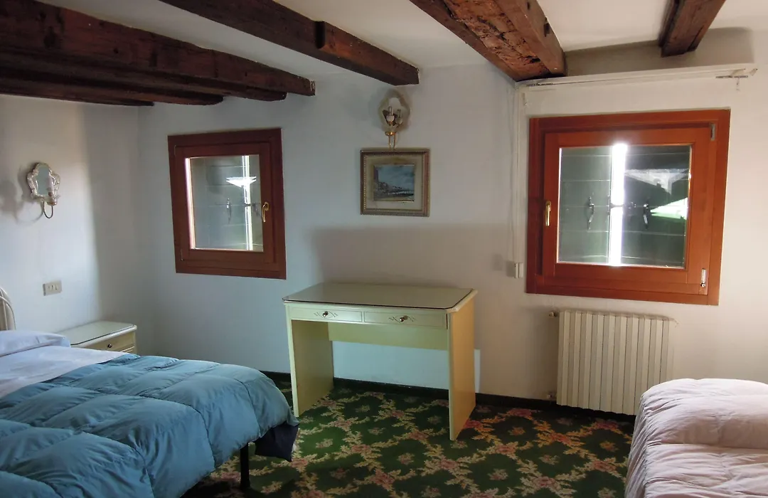 Hotel Casa Linger-1