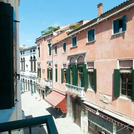 Venice Resorts GuestHouse vicino Piazzale Roma e Stazione-2