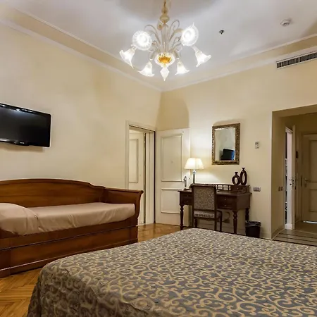 Hotel Dell'Opera-2