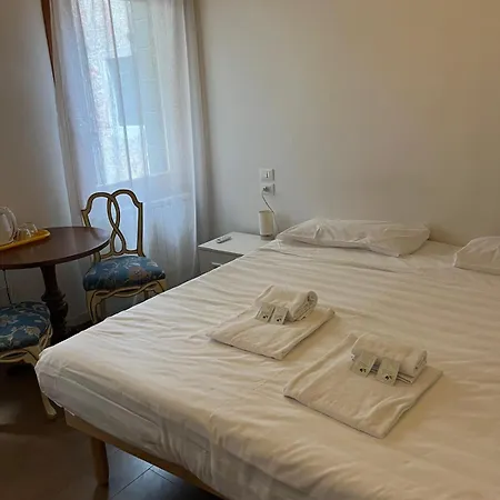 San Marco Romantic Rooms-3