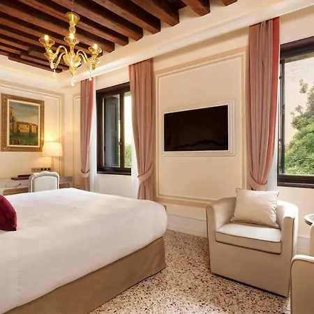 Hotel Palazzo Giovanelli e Gran Canal-3