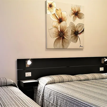 Hotel Rossi-2