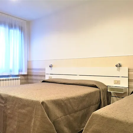 Hotel Rossi-3