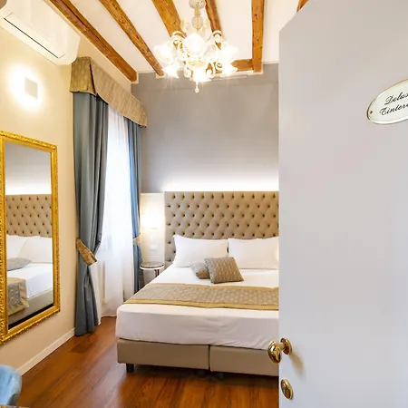 Residenza La Duchessa Deluxe Rooms-2