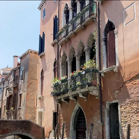 Ca' Cappellis - Luxury B&B And Exclusive Apartments-2