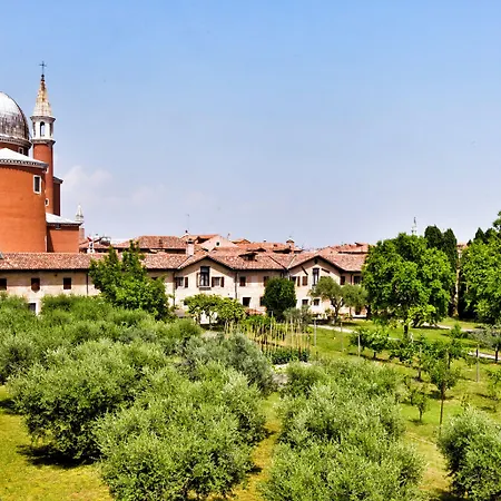 Maison Boutique Al Redentore-2