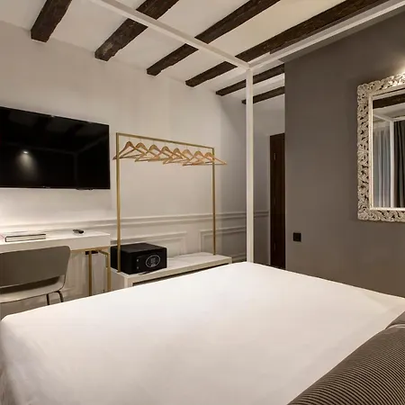 San Marco Suite 755-3